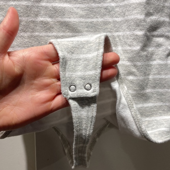 Abercrombie & Fitch Striped Body suit - Picture 5 of 6